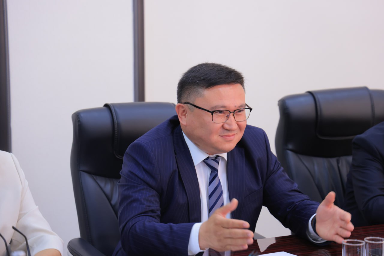 Samarqand iqtisodiyot va servis instituti rektori Muhiddin Po‘latov Riga texnika universitetining Rezekne akademiyasi delegatsiyasini qabul qildi